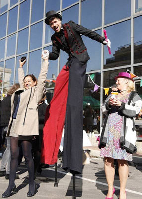 jongleur braderie levallois perret