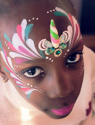 Maquillage corne de licorne 3D